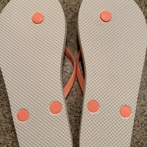 Old Navy Flip Flops, Mermaid Tail Seashells Design, Big Girl Size 3-4, NWT - Picture 3 of 5